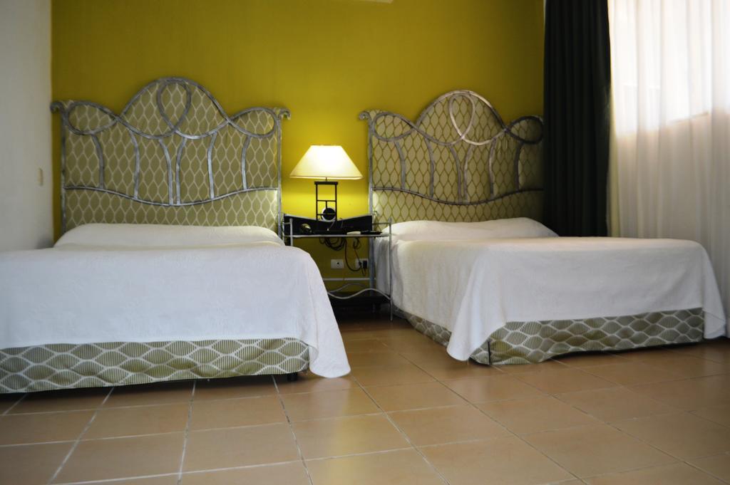 Hotel Angel Azul Managua Extérieur photo